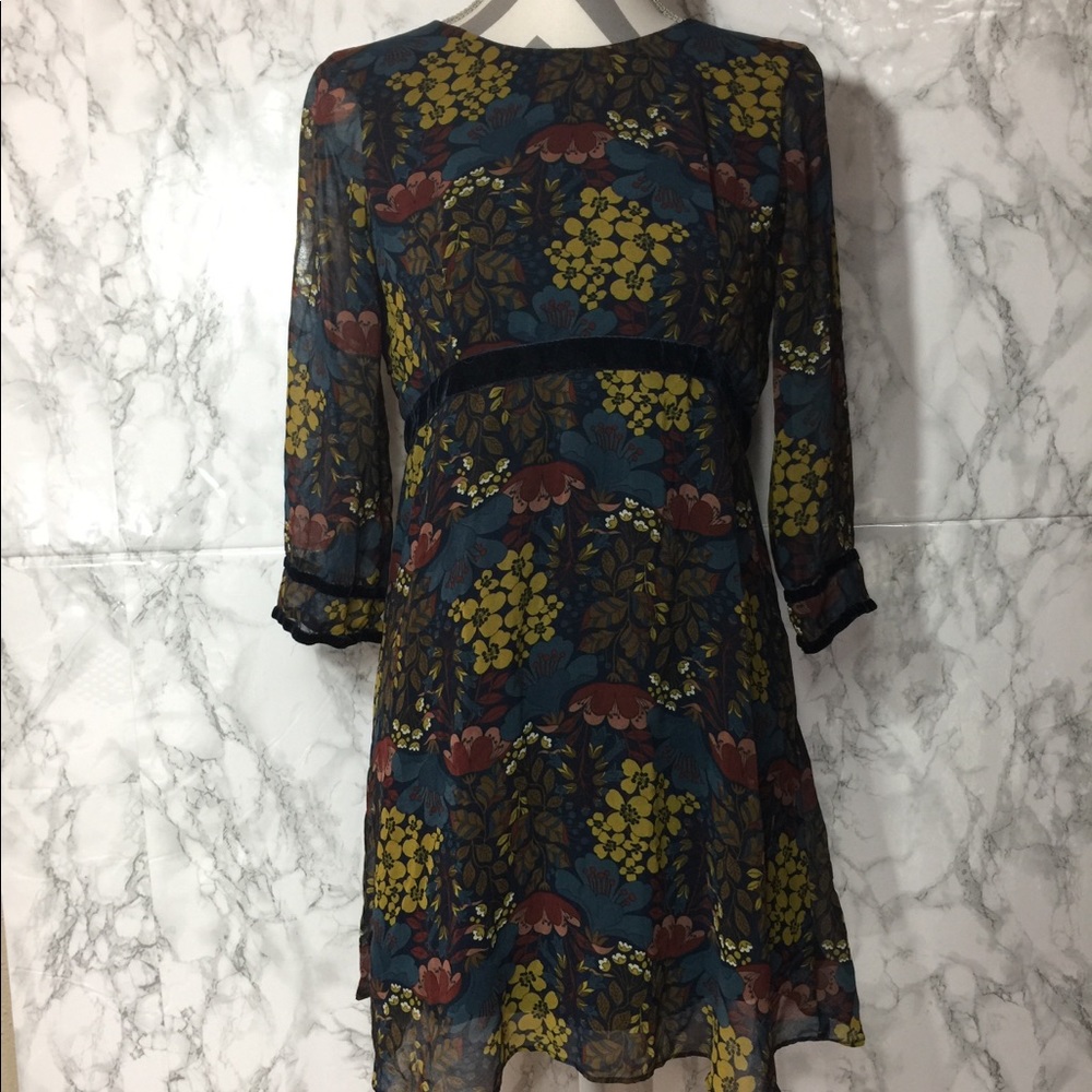 Zara dress size small ❤️😎 - Picture 2 of 4